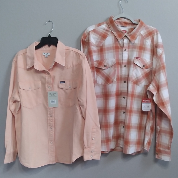 Wrangler Tops - NWT Wrangler Peach XL Pearl Snap Womens/Peach Plaid 2XL Mens Button-Up Shirts.
